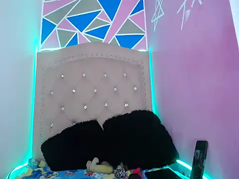 violetaass online show from February 2025 11:26:02 PM