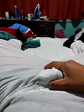 gusaven online show from November 2025 06:01:01 AM