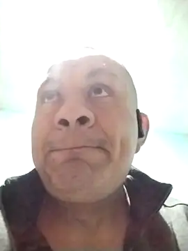 gusaven online show from April 2026 09:38:01 PM