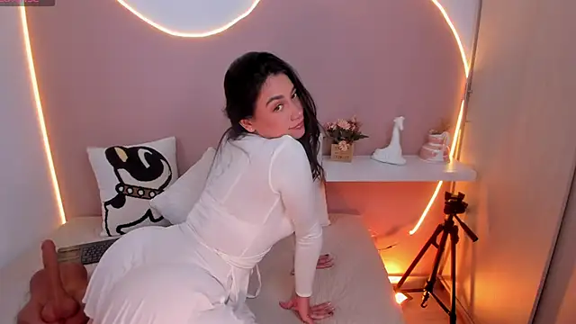 EllieMitchell online show from January 2025 03:45:01 PM