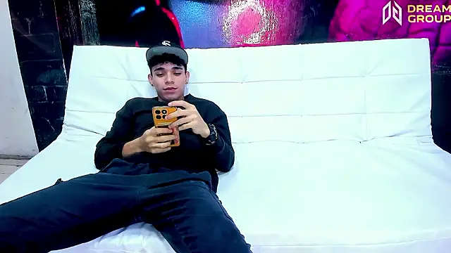 AmazingPartys online show from February 2026 04:52:01 AM