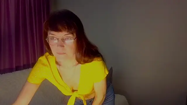 Snapshot of Fritha chatting on May 2026 06:49:01 PM Fritha online show from May 2026 06:49:01 PM