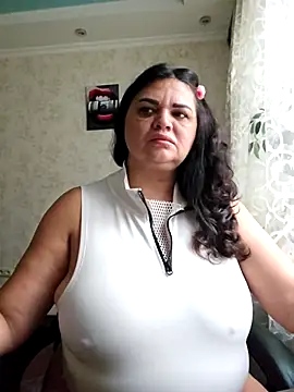 Snapshot of littleRikka chatting on October 2025 08:24:02 AM littleRikka online show from October 2025 08:24:02 AM