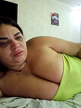 littleRikka online show from December 2025 11:01:02 PM