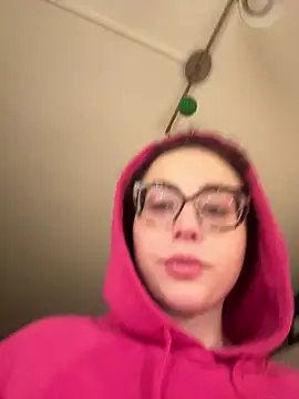 ladyturtle online show from March 2026 08:23:01 PM