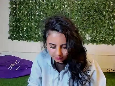 Snapshot of AbbyTaylorr chatting on April 2026 02:10:01 PM AbbyTaylorr online show from April 2026 02:10:01 PM