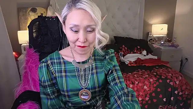 RoxalanaStar online show from March 2026 11:16:01 PM