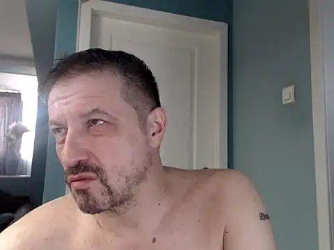 MisterFaithRO online show from April 2026 04:19:01 AM