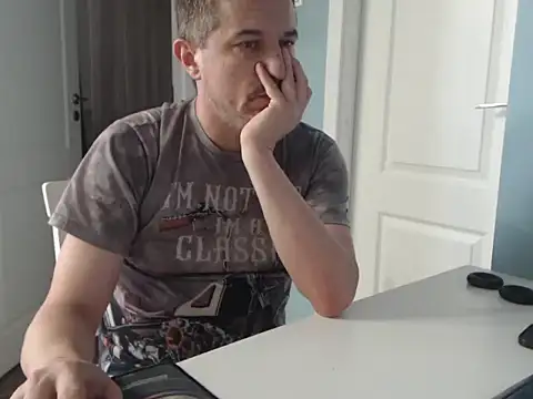 MisterFaithRO online show from May 2026 01:27:01 PM