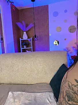 Tattooed spittingdoll online show from December 2025 07:53:01 PM