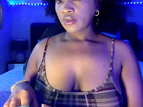 Snapshot of BOOTYBANGER24xx chatting on September 2025 01:40:01 AM BOOTYBANGER24xx online show from September 2025 01:40:01 AM