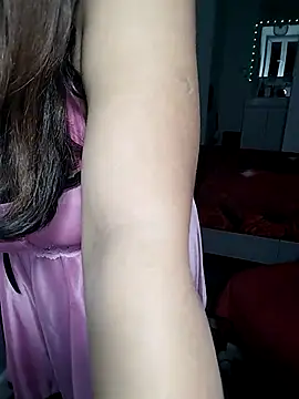 Snapshot of HotSpicyGujju chatting on March 2025 08:21:02 PM HotSpicyGujju online show from March 2025 08:21:02 PM