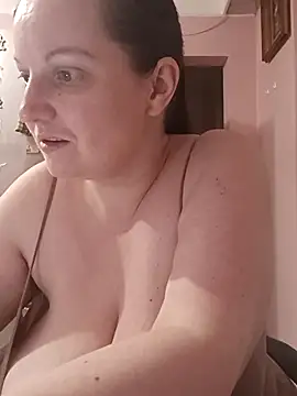 BustyLadyAlma online show from December 2025 06:09:01 AM