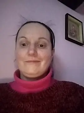 BustyLadyAlma online show from February 2026 06:17:01 PM