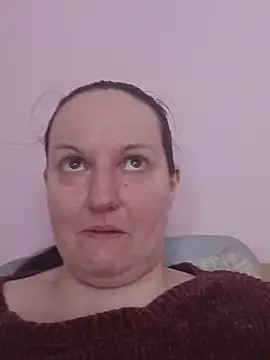 BustyLadyAlma online show from May 2026 07:04:02 AM
