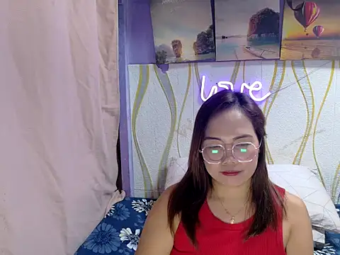 BURBERRY69 online show from February 2026 01:17:01 PM