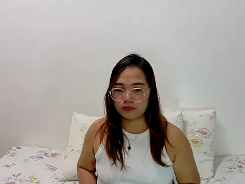 BURBERRY69 online show from July 2026 12:57:02 PM