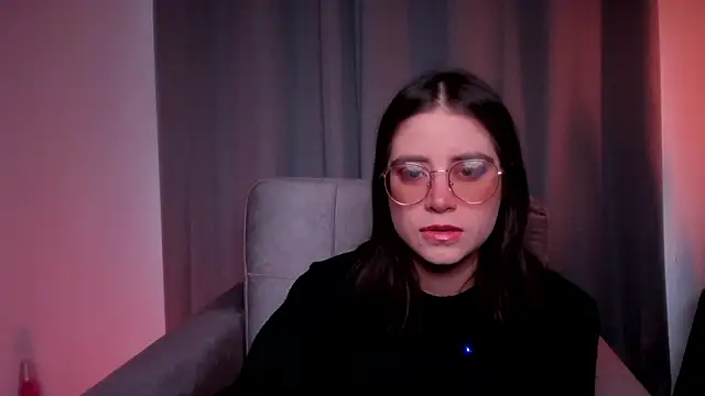 Snapshot of HazelKush chatting on February 2026 10:03:02 PM HazelKush online show from February 2026 10:03:02 PM