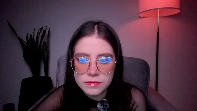 Snapshot of HazelKush chatting on March 2026 09:32:02 PM HazelKush online show from March 2026 09:32:02 PM