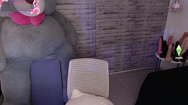 TinnaCobb online show from March 2026 04:01:02 PM