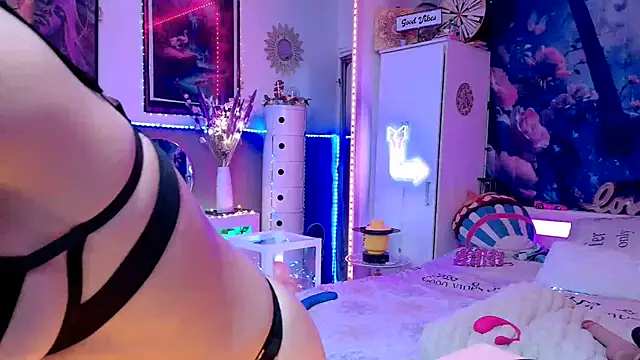 misscectito13 online show from April 2026 01:47:02 AM