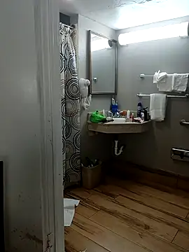 Snapshot of PichyPrettyPussy chatting on December 2024 09:22:01 PM PichyPrettyPussy online show from December 2024 09:22:01 PM