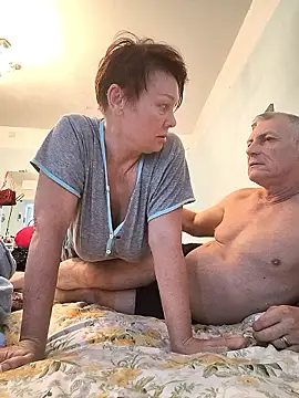  lady red  online show from October 2025 06:47:01 AM