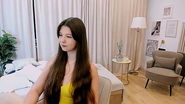 Snapshot of ElizaMild chatting on February 2026 01:18:01 PM ElizaMild online show from February 2026 01:18:01 PM