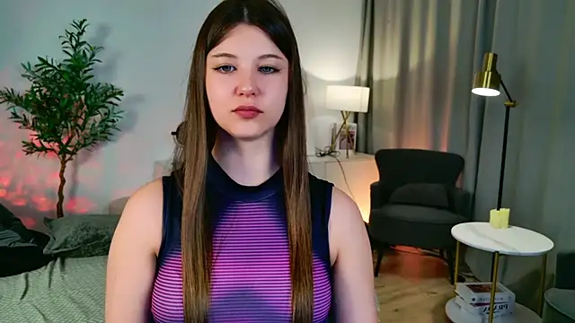 ElizaMild online show from June 2026 01:17:02 PM