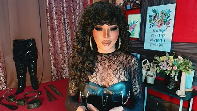 Snapshot of trixxielicious chatting on November 2025 02:06:01 PM trixxielicious online show from November 2025 02:06:01 PM