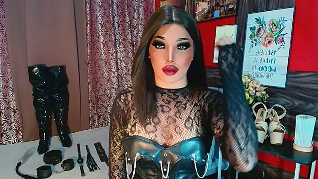 Snapshot of trixxielicious chatting on November 2025 07:38:01 PM trixxielicious online show from November 2025 07:38:01 PM