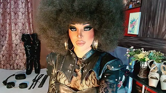 Snapshot of trixxielicious chatting on February 2026 12:40:02 AM trixxielicious online show from February 2026 12:40:02 AM