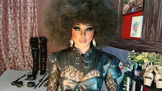 Snapshot of trixxielicious chatting on February 2026 01:02:01 AM trixxielicious online show from February 2026 01:02:01 AM