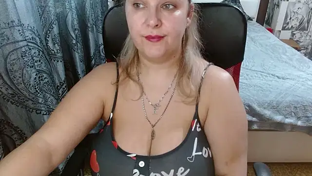 Boolochka online show from January 2026 12:32:02 PM