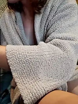 Snapshot of TsSnailGirl69 chatting on October 2025 07:05:02 AM TsSnailGirl69 online show from October 2025 07:05:02 AM