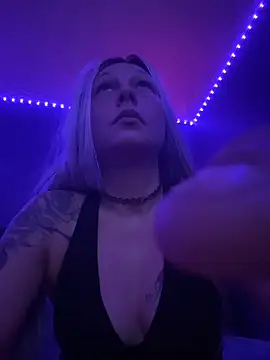 Babii Nova online show from November 2025 11:16:01 PM