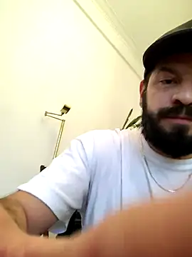 Snapshot of juanci_to chatting on October 2025 11:33:02 AM juanci to online show from October 2025 11:33:02 AM