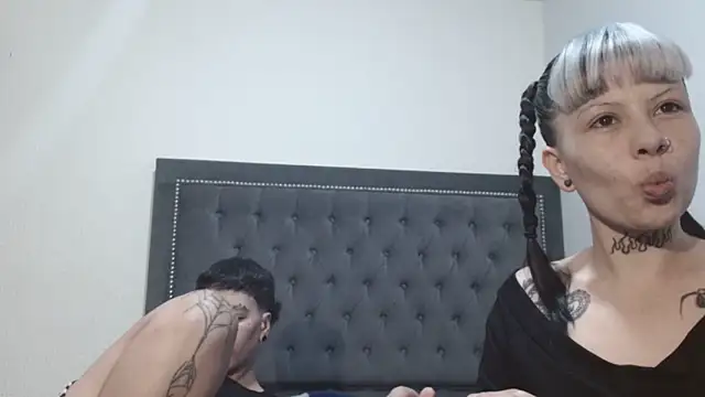 dulce maria x online show from April 2026 12:57:01 PM