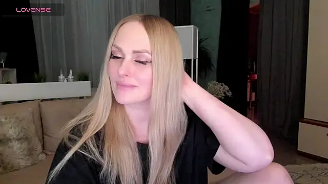 Libby Nora online show from February 2025 03:52:02 PM