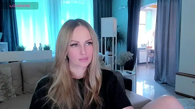 Libby Nora online show from February 2025 09:26:02 AM