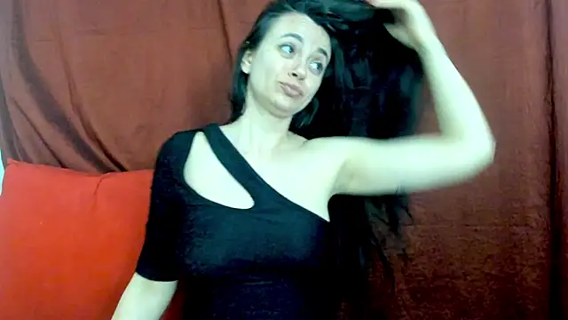 Snapshot of cute_angel95 chatting on April 2026 07:11:01 PM cute angel95 online show from April 2026 07:11:01 PM