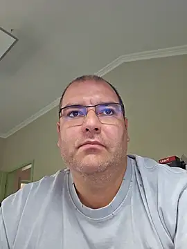 Snapshot of Andrew1900529 chatting on September 2025 06:59:02 AM Andrew1900529 online show from September 2025 06:59:02 AM