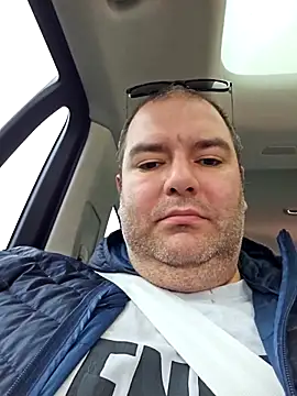 Snapshot of Andrew1900529 chatting on October 2025 12:36:01 PM Andrew1900529 online show from October 2025 12:36:01 PM