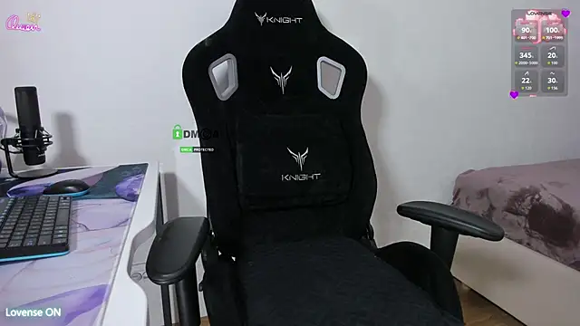 Snapshot of SkyqueenI chatting on February 2026 08:03:02 AM SkyqueenI online show from February 2026 08:03:02 AM