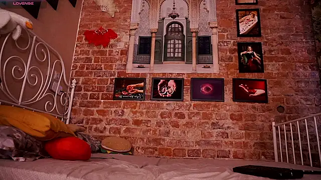 Evelively online show from March 2026 02:10:01 PM