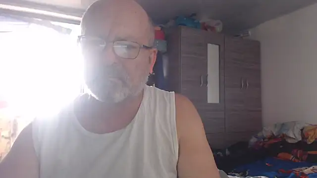 Snapshot of ferdinad20 chatting on May 2026 02:56:01 PM ferdinad20 online show from May 2026 02:56:01 PM