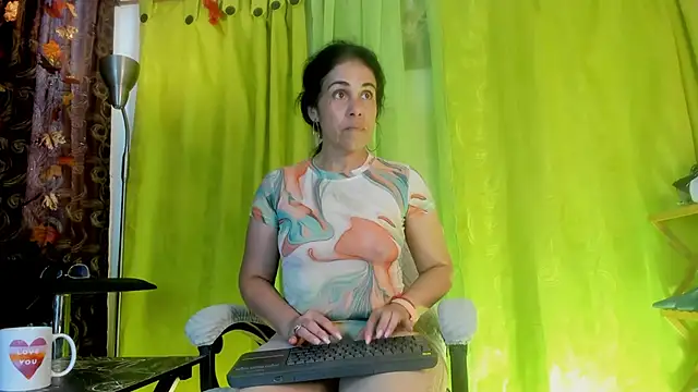 girasol walton online show from July 2026 02:14:02 PM