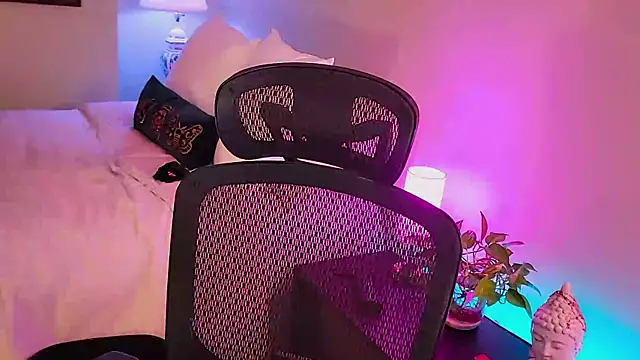 Snapshot of Wonderful_Woman chatting on October 2025 04:02:02 AM Wonderful Woman online show from October 2025 04:02:02 AM