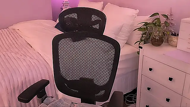 Wonderful Woman online show from March 2026 03:56:01 AM