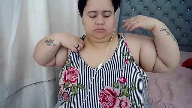 hotlesby4uxxx online show from December 2024 11:07:01 PM